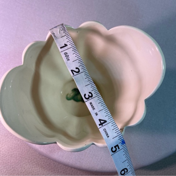 24 KT Gold Flower Pot Cased In White Made in The USA Vintage - Picture 9 of 11